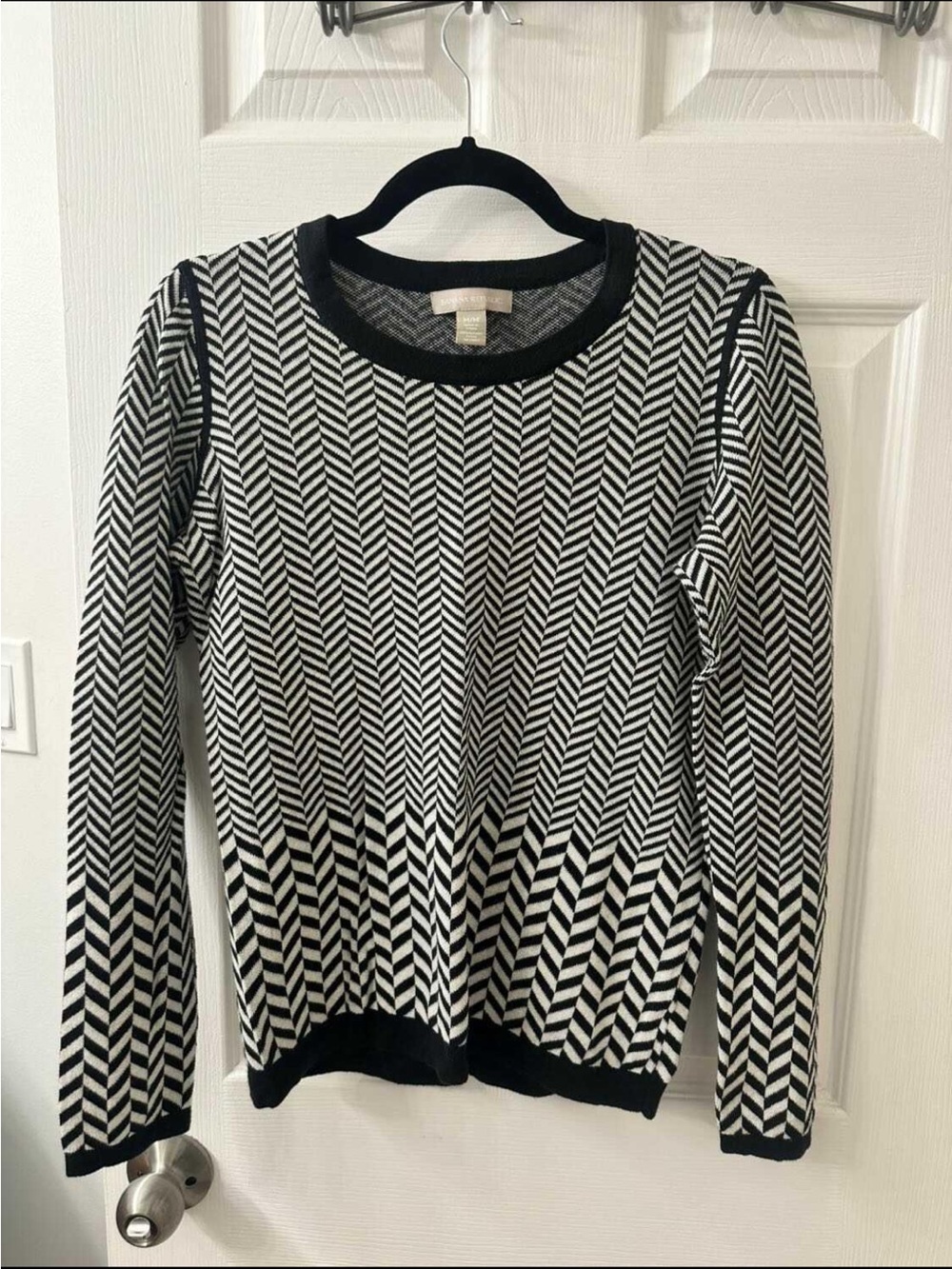 Banana Republic Black & White Chevron Crewneck Sweater